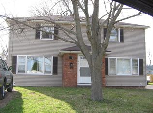 9 9 1/2 Suffolk St, Fairport, NY 14450