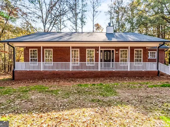 1247 McCart Cir, Jackson, GA 30233