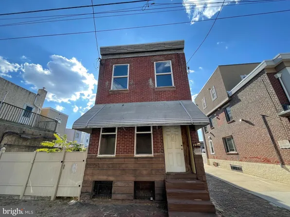 2550 E Monmouth St, Philadelphia, PA 19134