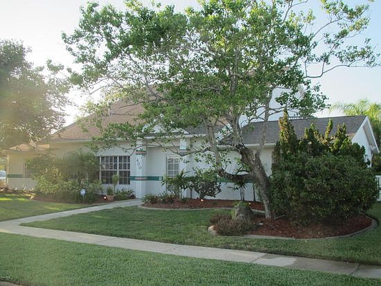 1st image of 400 Caracas Dr