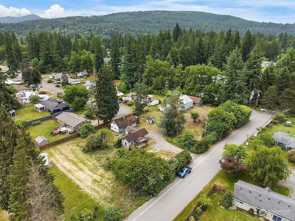 1st image of 32825 SE 42nd Street