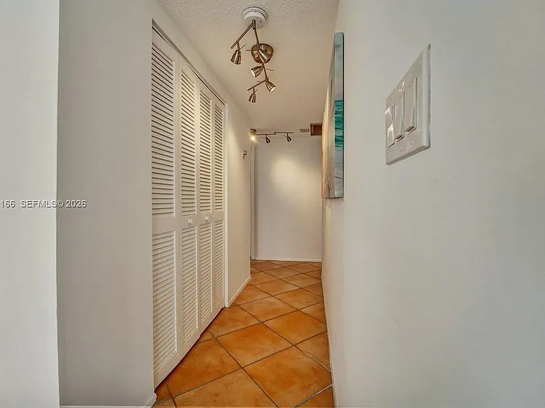 1965 S Ocean Dr #4G — Photo 11