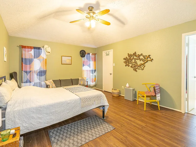 421 Indianmeadow Dr — Photo 13
