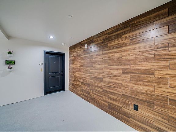 4th image of 7018 Alabama Ave #300