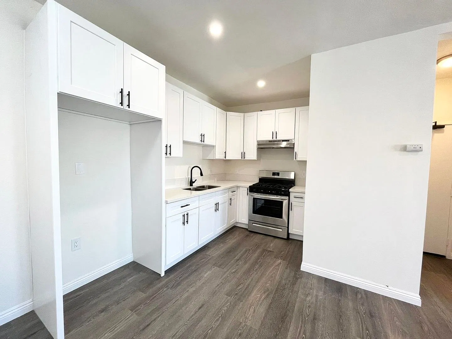 2749 San Marino St — Photo 4