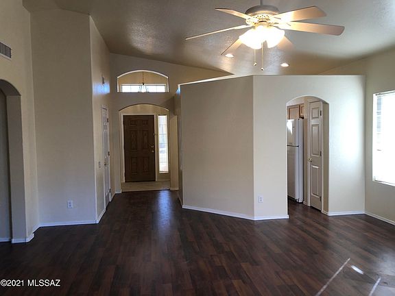 3rd image of 7721 E Calle Bien Nacida