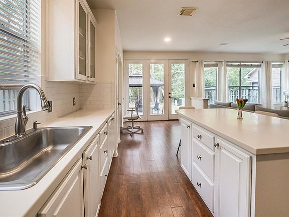 5th image of 14 N Flickering Sun Cir