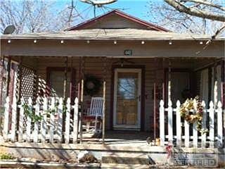 2nd image of 448 S Weatherford St