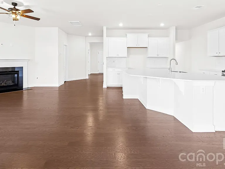 4300 Tory Path Rd — Photo 24