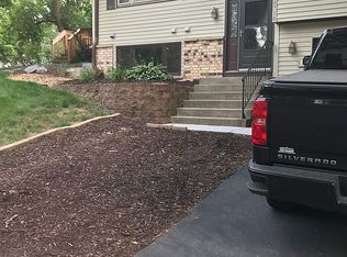 10710 Yukon Ave S, Bloomington, MN 55438
