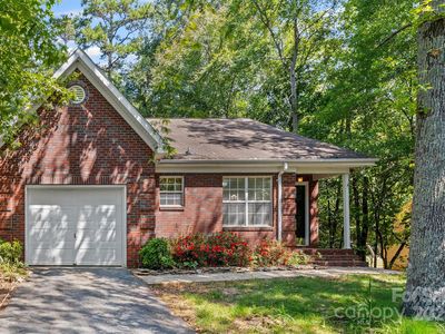 15901 Lawyers Rd, Matthews, NC, 28104