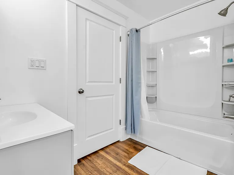 23 Norwalk Ave #2 — Photo 7