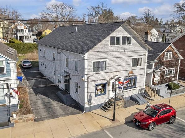 474 Thames St, Bristol, RI 02809