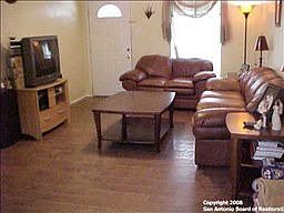 3rd image of 203 Kingsdale