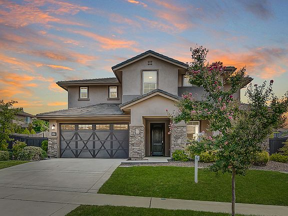 2nd image of 3117 Aldridge Way