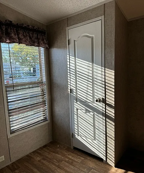 606 River Rd #18 — Photo 4