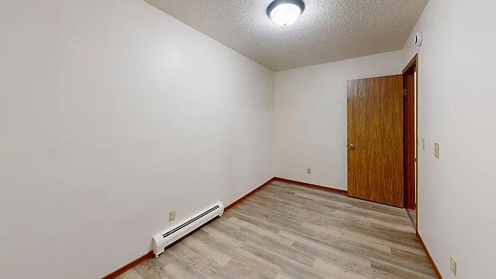 1100 Pleasant St #12 — Photo 5