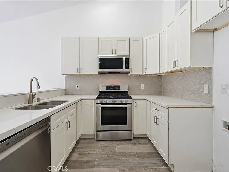 11350 Foothill Blvd #35 — Photo 12