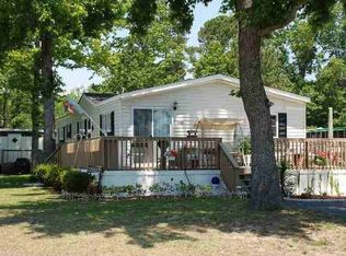 1725 Crystal Lake Dr, Myrtle Beach, SC 29575