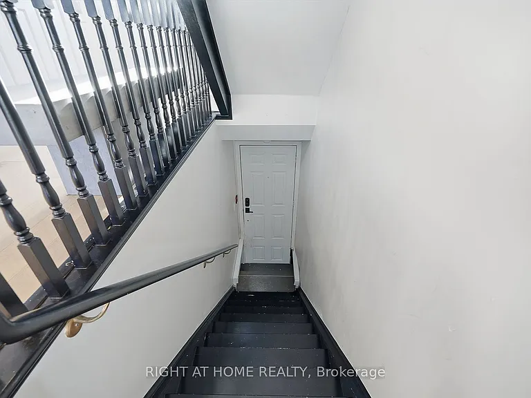 3400 Lake Shore Blvd W #217 — Photo 7