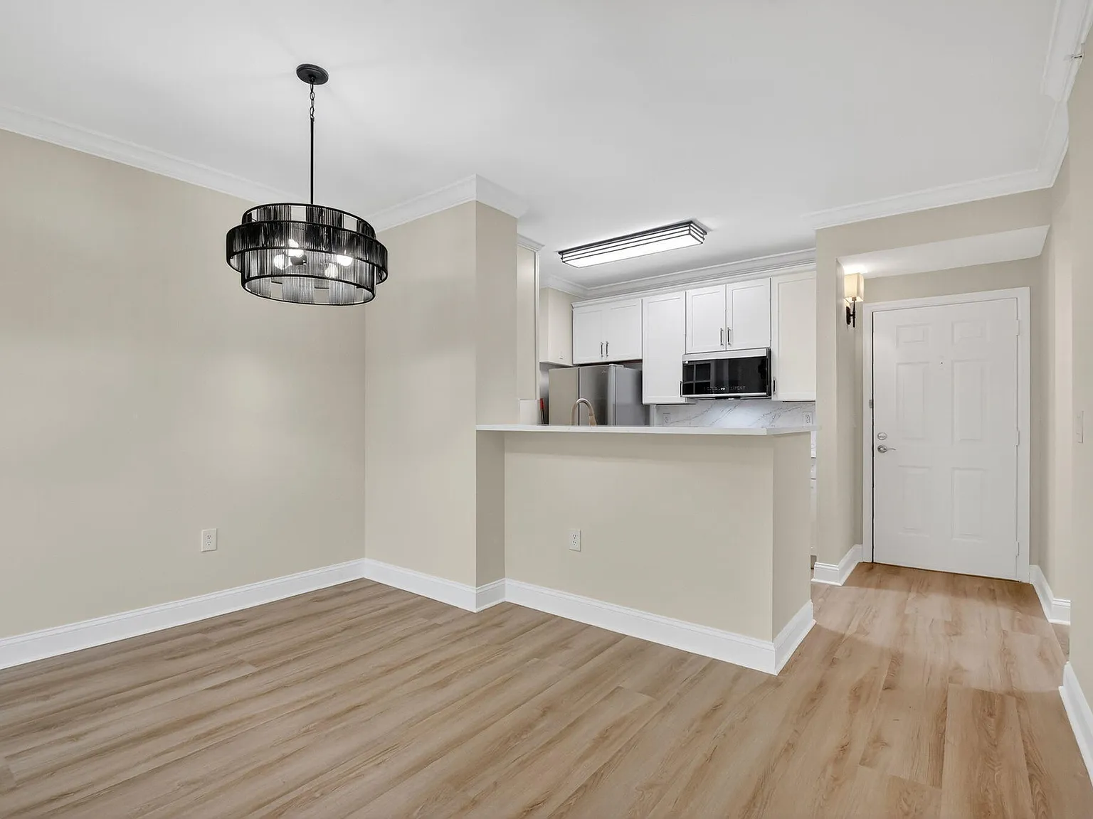 1 bed, 1.0 bath, 756 sqft, $2,950 — Photo 4