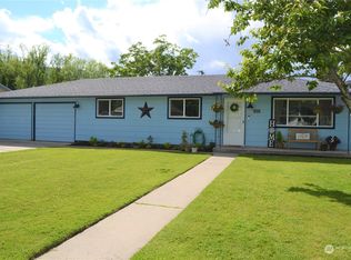 1614 Golden St, Oroville, WA 98844