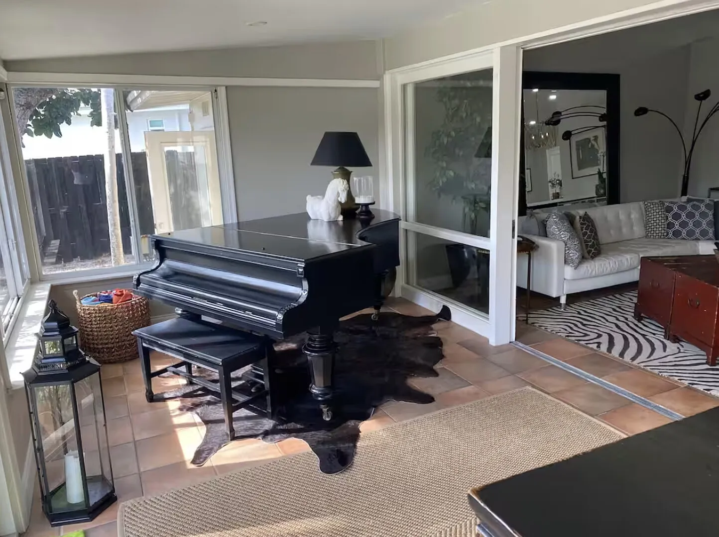 Beautiful 3 Bedroom Waterfront Home with Pool Fort Lauderdale Florida — Photo 2