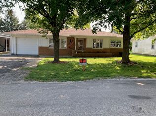 104 N Monroe St, Flanagan, IL 61740