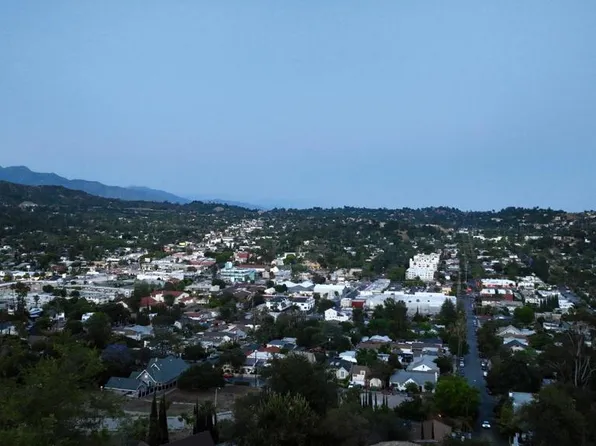2482 Yosemite Dr, Los Angeles, CA 90041