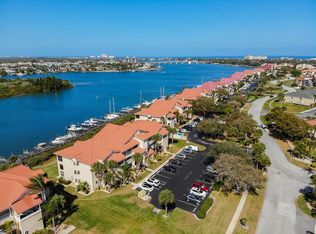 468 Bouchelle Dr APT 227, New Smyrna Beach, FL 32169