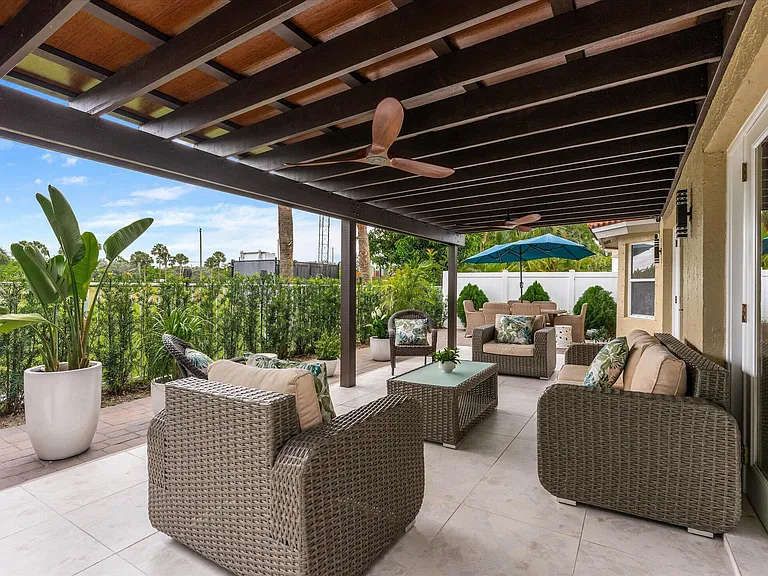 10112 Aqua Vista Way — Photo 32