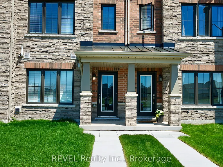 11 Lilac Ln — Photo 4