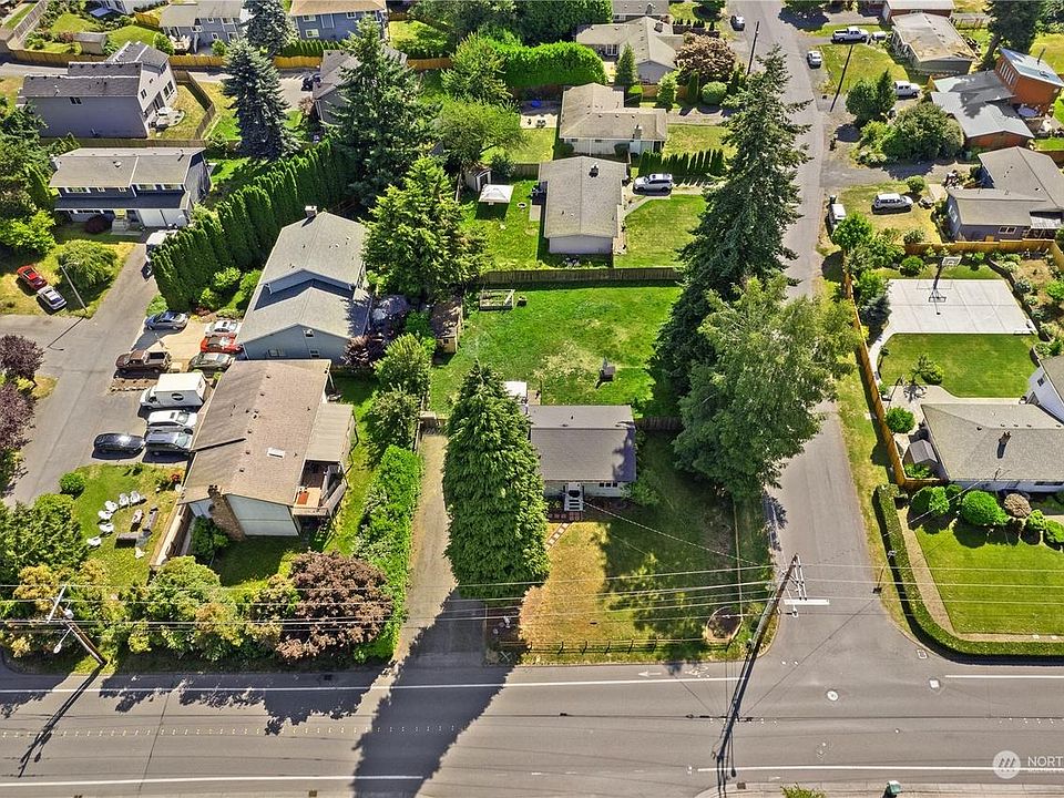 1st image of 18111 48th Ave W