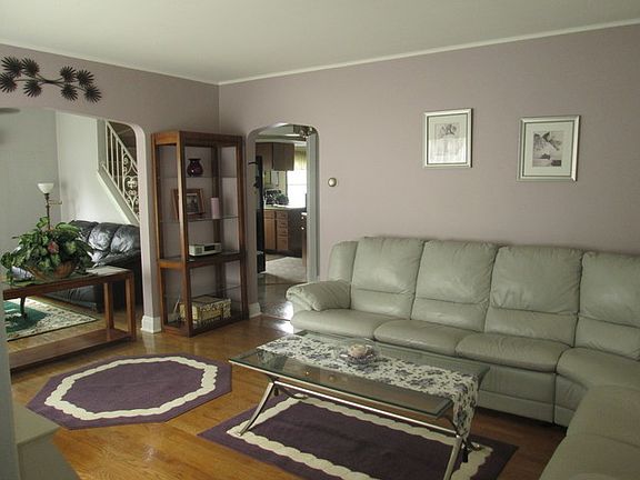3rd image of 10137 McLean Ave #1