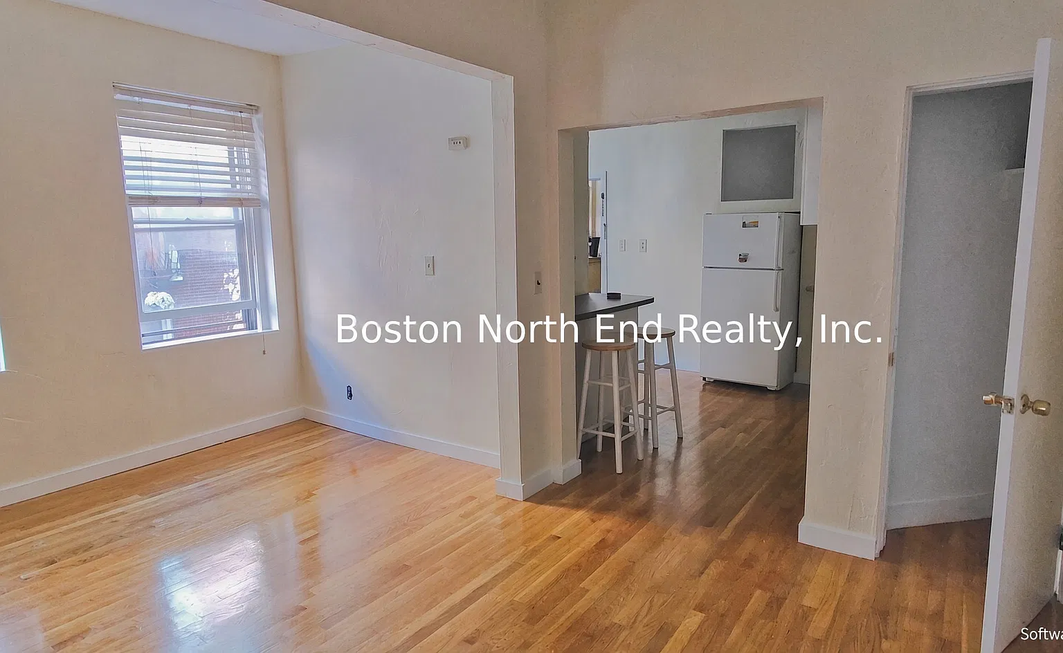 Studio, 425 sqft, $1,995 — Photo 1