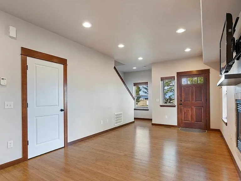 3341 N 27th Ave #26 — Photo 6