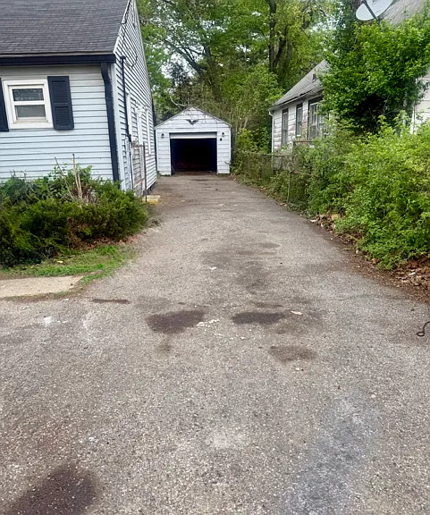 4180 Millersville Rd — Photo 1