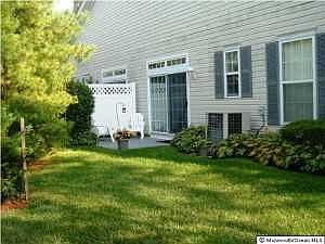 2nd image of 1 Greenwillows Dr