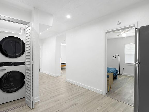 Washer dryer