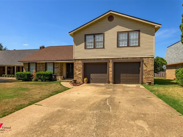 9916 Village Green Dr, Shreveport, LA 71115