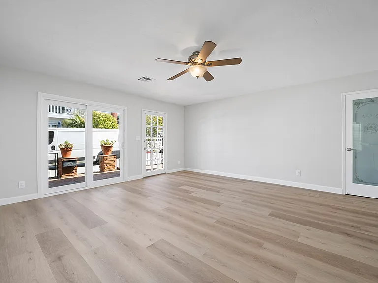 131 Opal Avenue — Photo 3