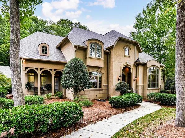 5004 Red Willow Ln, Matthews, NC 28104