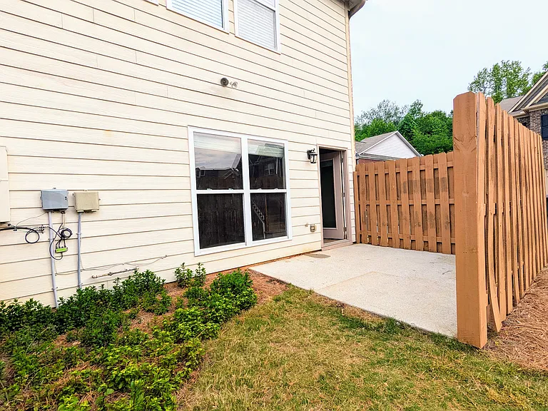 300 Knelston Oak Dr — Photo 19