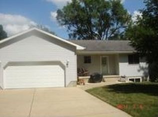 2414 Cypress Ave, Cedar Falls, IA 50613