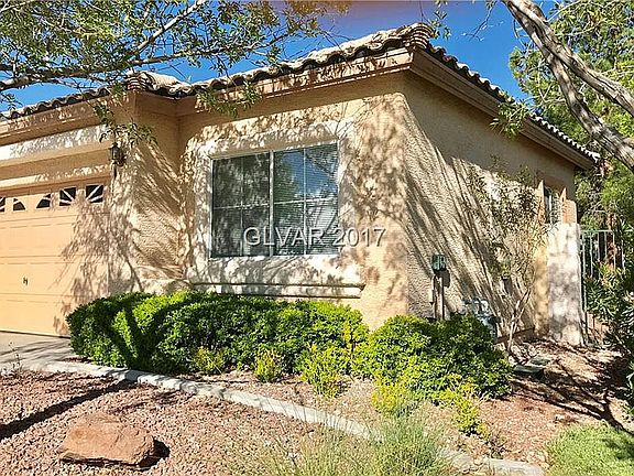 2nd image of 2732 Sweet Willow Ln