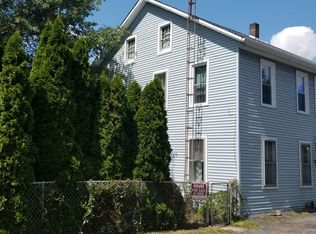 136 S Pine St, Berrysburg, PA 17005