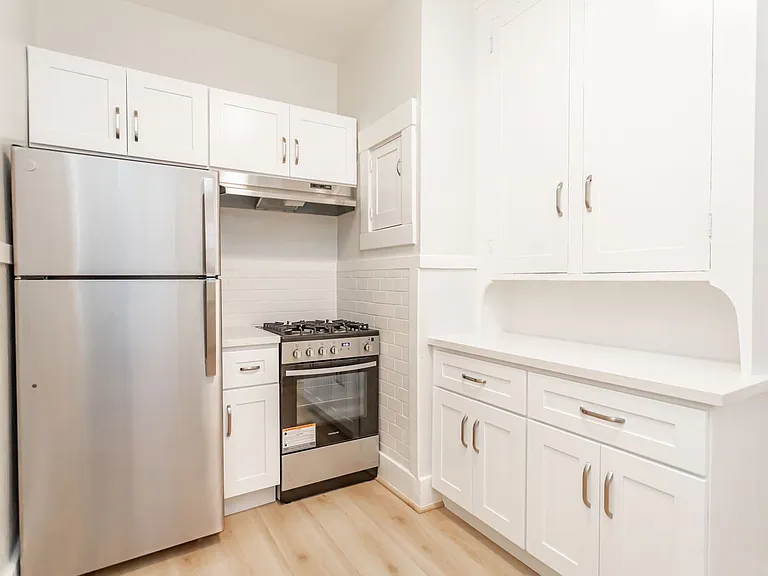 4306 Park Blvd — Photo 6