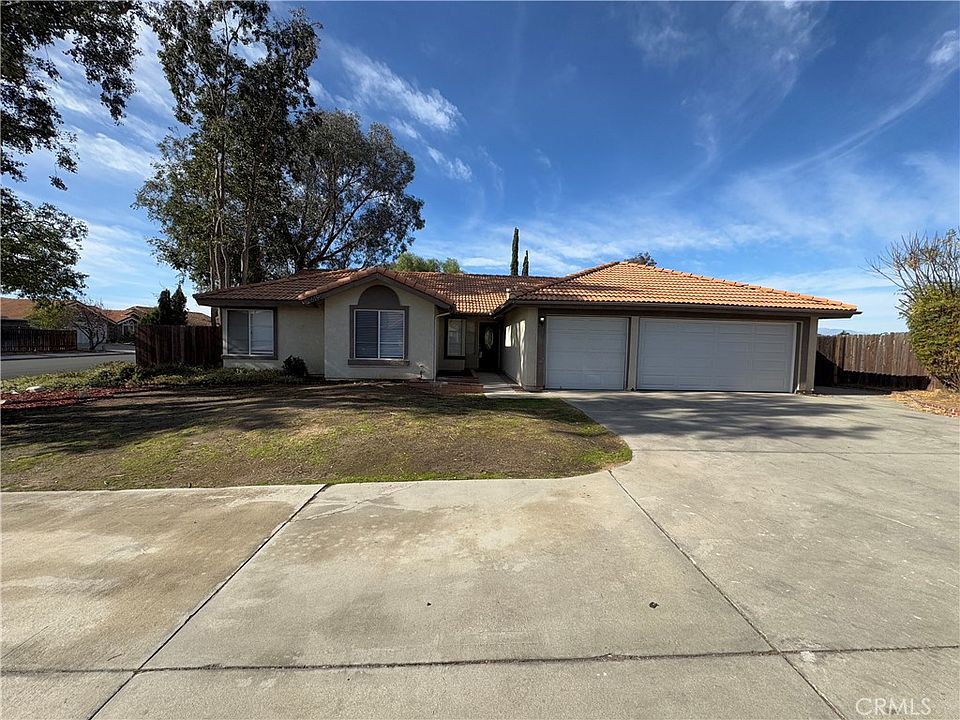 1st image of 26196 Huxley Dr