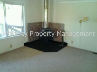 4355 Meadow Ln, Clinton, WA 98236