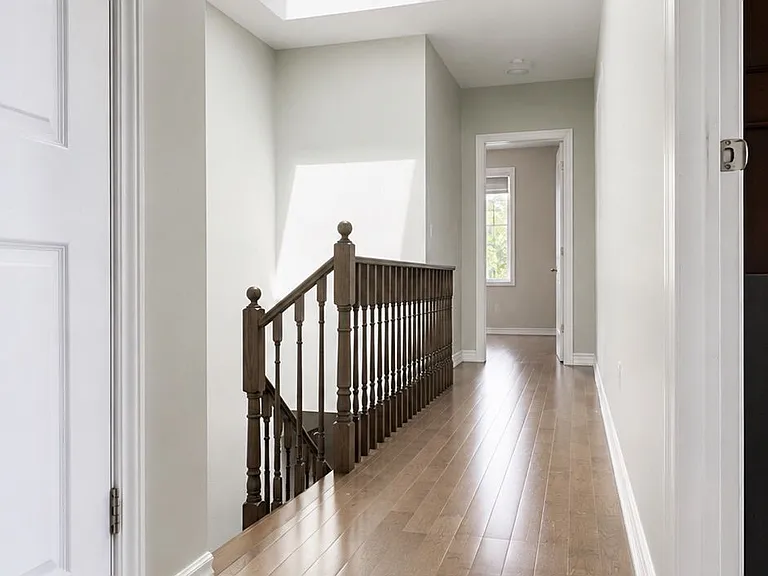76 Church St S — Photo 26